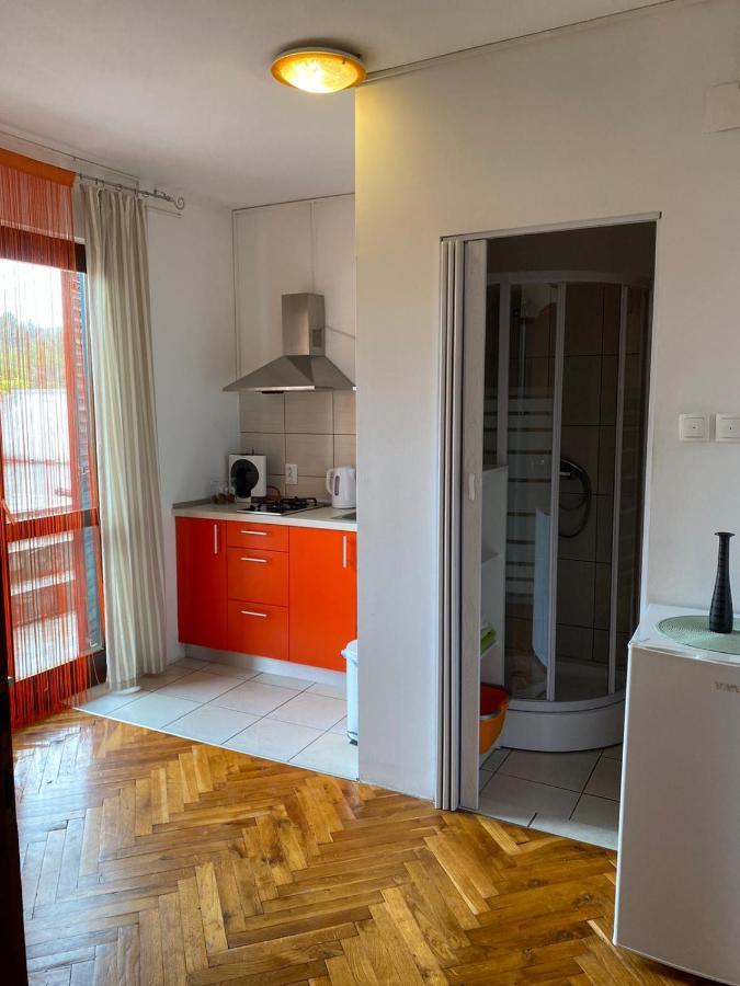 Apartmani Dana Sukošan エクステリア 写真