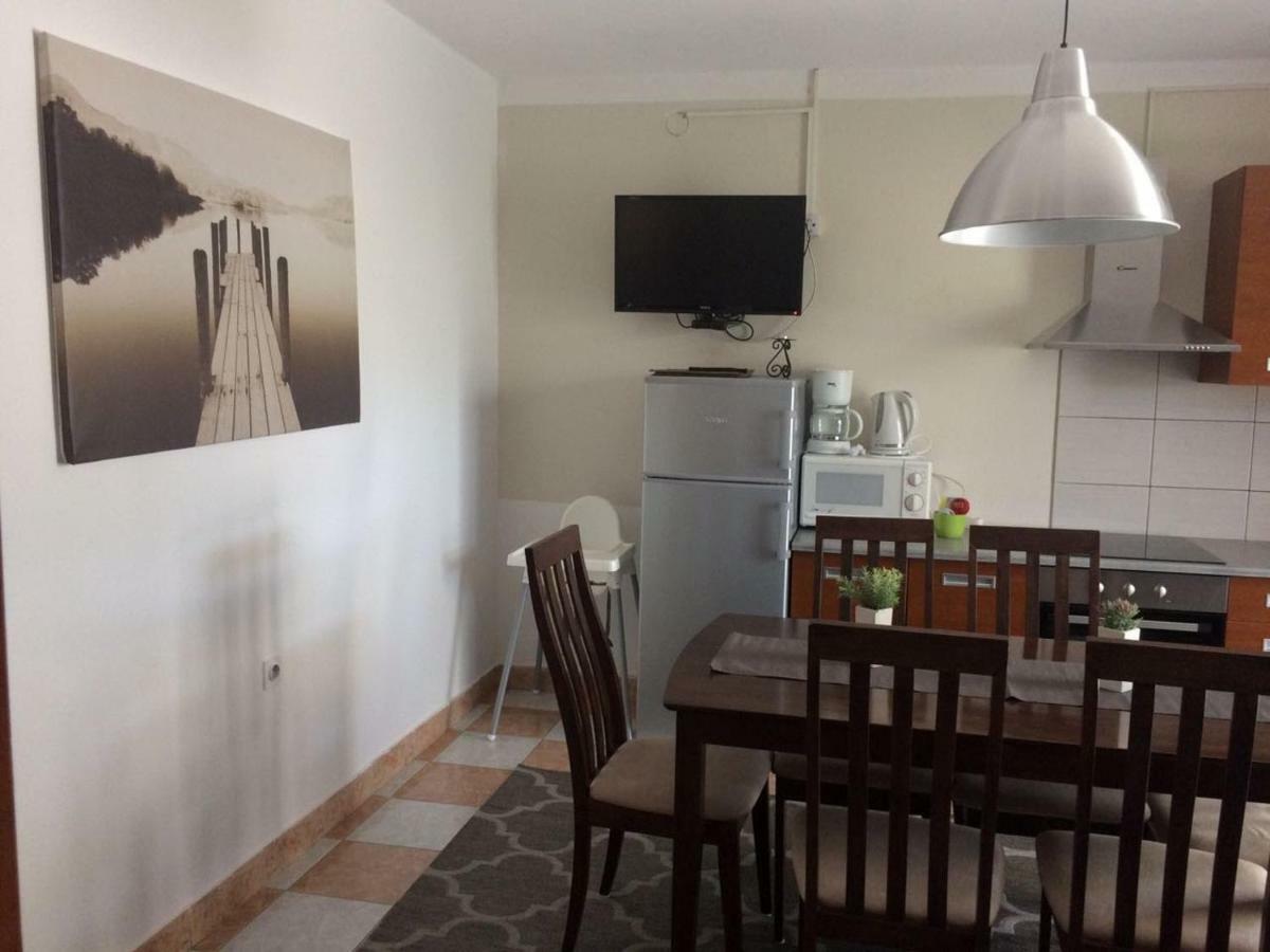 Apartmani Dana Sukošan エクステリア 写真