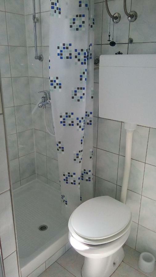 Apartmani Dana Sukošan エクステリア 写真
