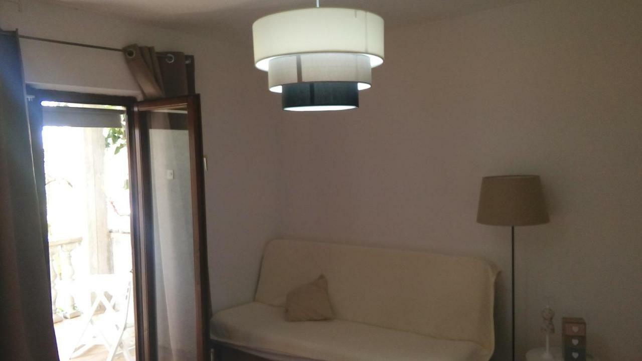 Apartmani Dana Sukošan エクステリア 写真